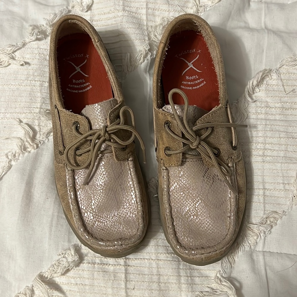 Snakeskin twisted x shoes